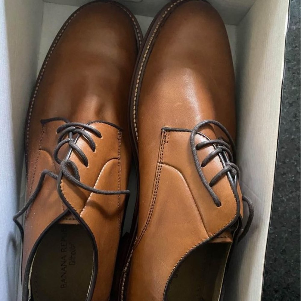 Banana Republic- Mens Loafers- Hinto Leather Cognac